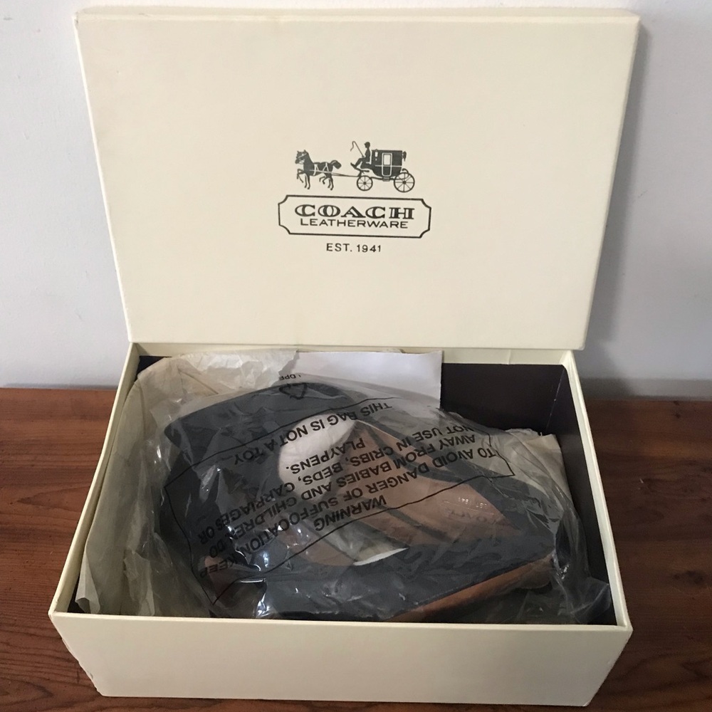 โ๏ธCoach Women's Black Heels ๐ - Picture 14 of 14
